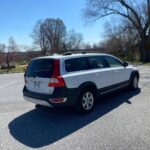 2010 Volvo xc 70 runs and drive image 2