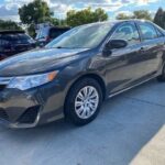 2012 Toyota Camry Le image 1