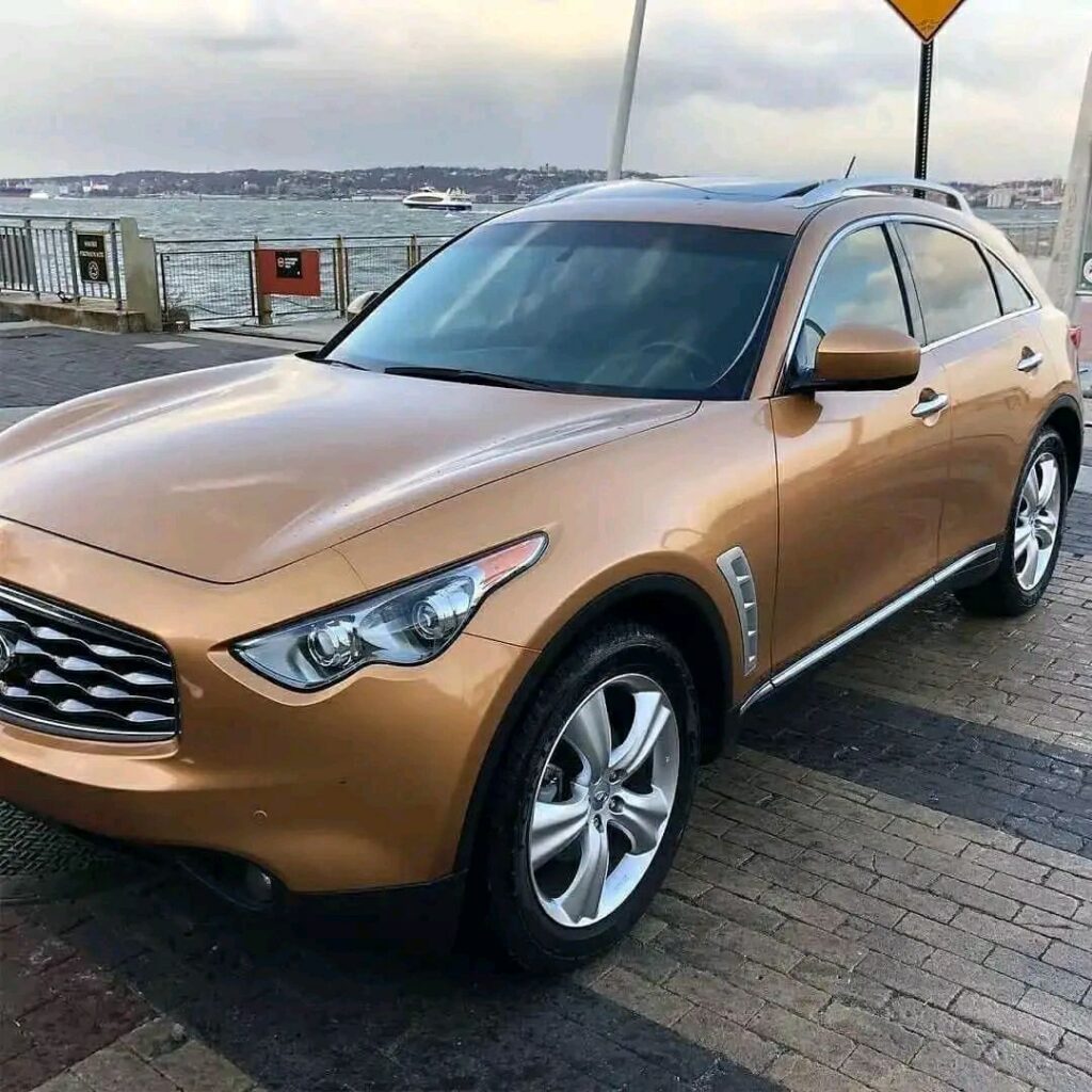 2010 Infiniti FX35