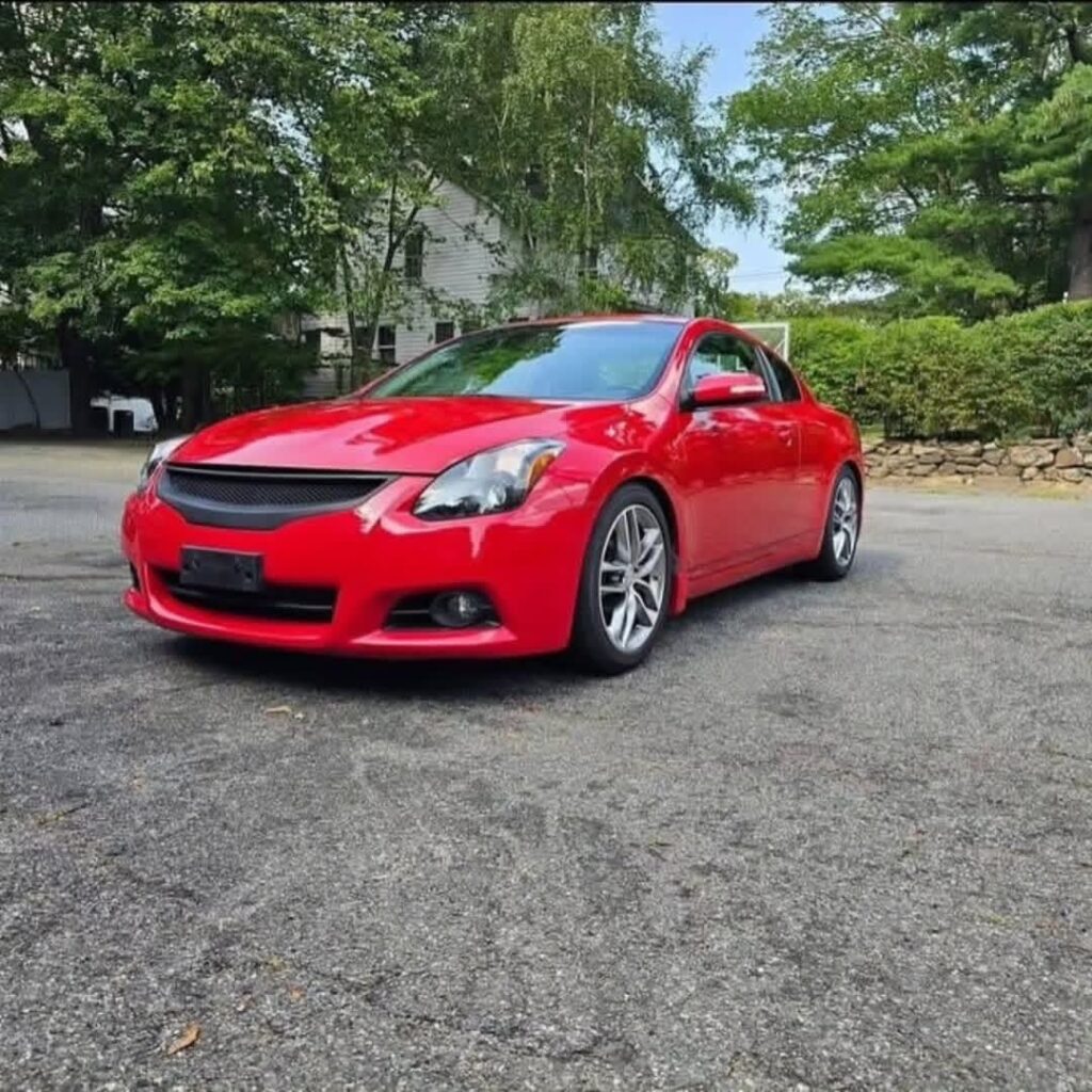 2010 Nissan Altima 3.5 SR