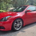 2010 Nissan Altima 3.5 SR image 2