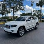 2011 Jeep Grand Cherokee limited image 2
