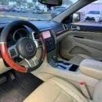 2011 Jeep Grand Cherokee limited image 9