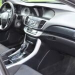 2013 Honda Accord image 9