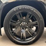 2015 Cadillac Model Escalade image 2