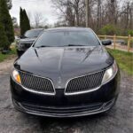 2015 Lincoln MKS image 2