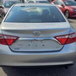 2016 Toyota Camry LE image 6