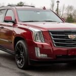2017 Cadillac Escalade Platinum image 1
