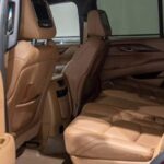 2017 Cadillac Escalade Platinum image 10