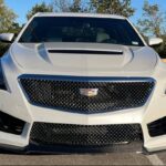 2017 Cadillac Model CTS-V image 3