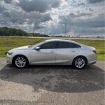 2017 Chevrolet Malibu image 7
