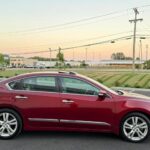 2017 Nissan Altima image 10