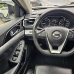 2017 Nissan Maxima image 7