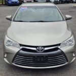 2017 Toyota Camry image 1