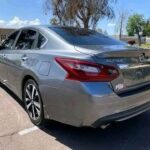 2018 Nissan Altima SR image 9