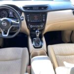 2018 Nissan Rogue SUV image 9