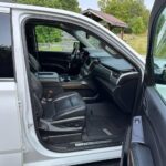 2019 Chevrolet Tahoe 4×4 image 3