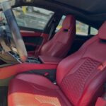 2019 LAMBORGHINI URUS image 3