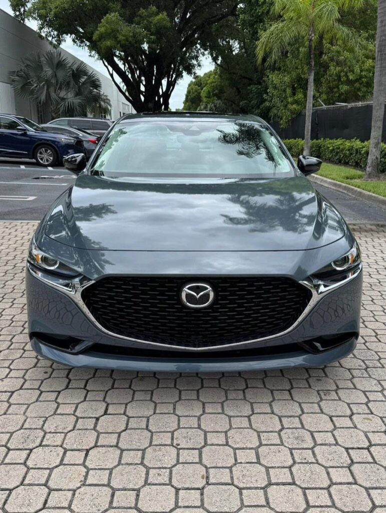 2023 Mazda 3 Carbon Edition