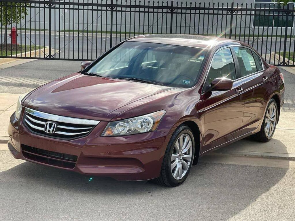 Honda Accord v4 2012